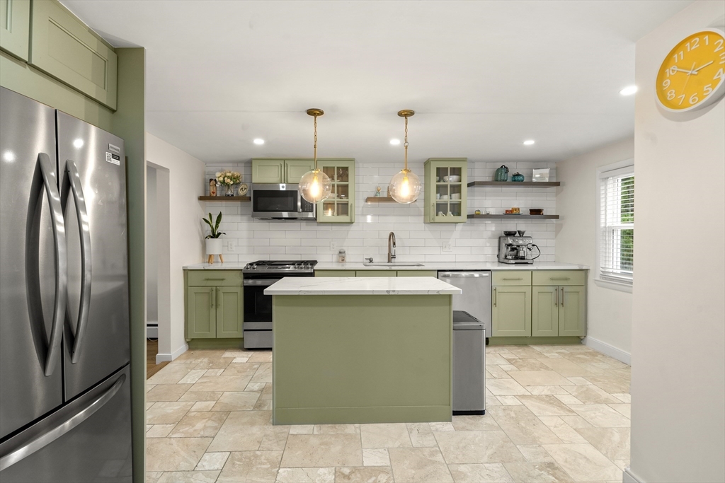 20-22 Popes Hill St, Dorchester