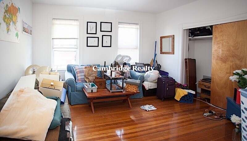 147 Columbia St, The Port