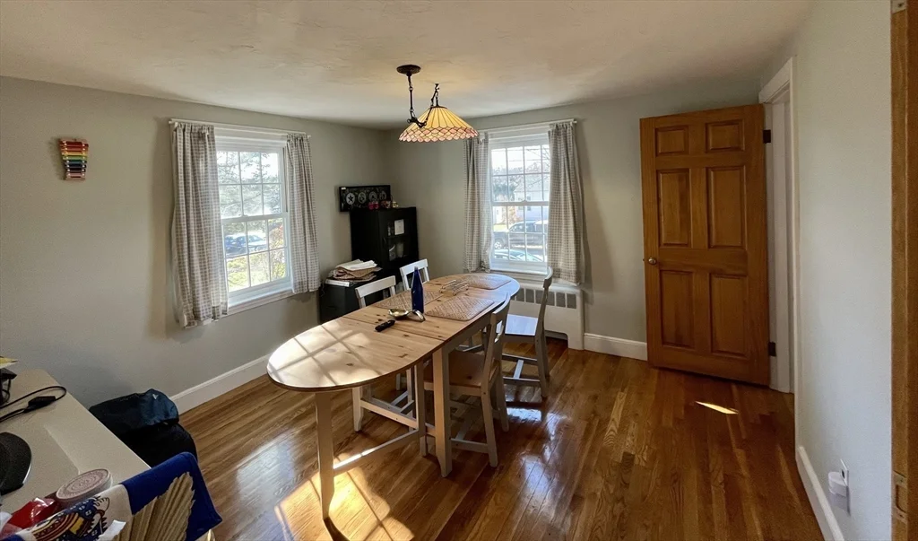 18 Lariviere Rd, Saxonville