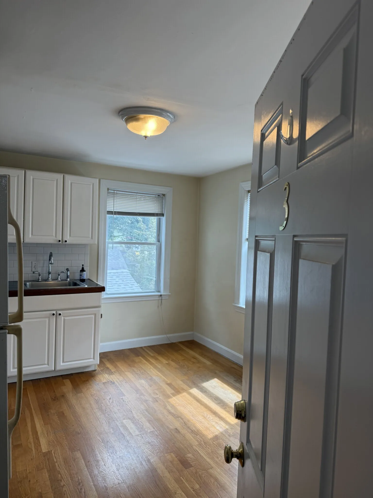 14 Duval St, Allston