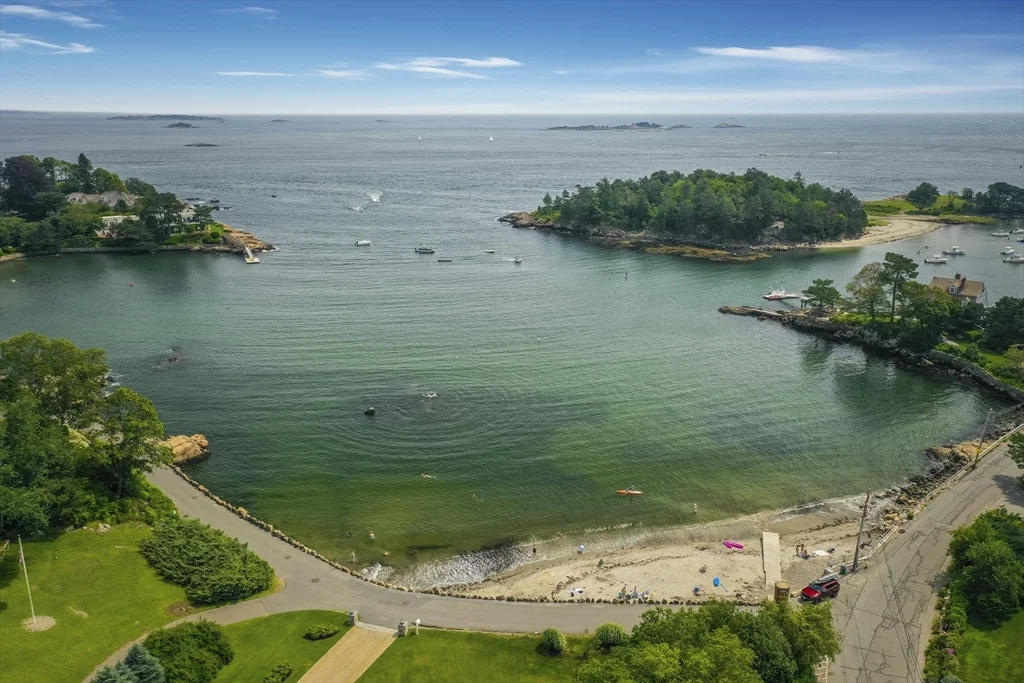 164 Washington St, Marblehead