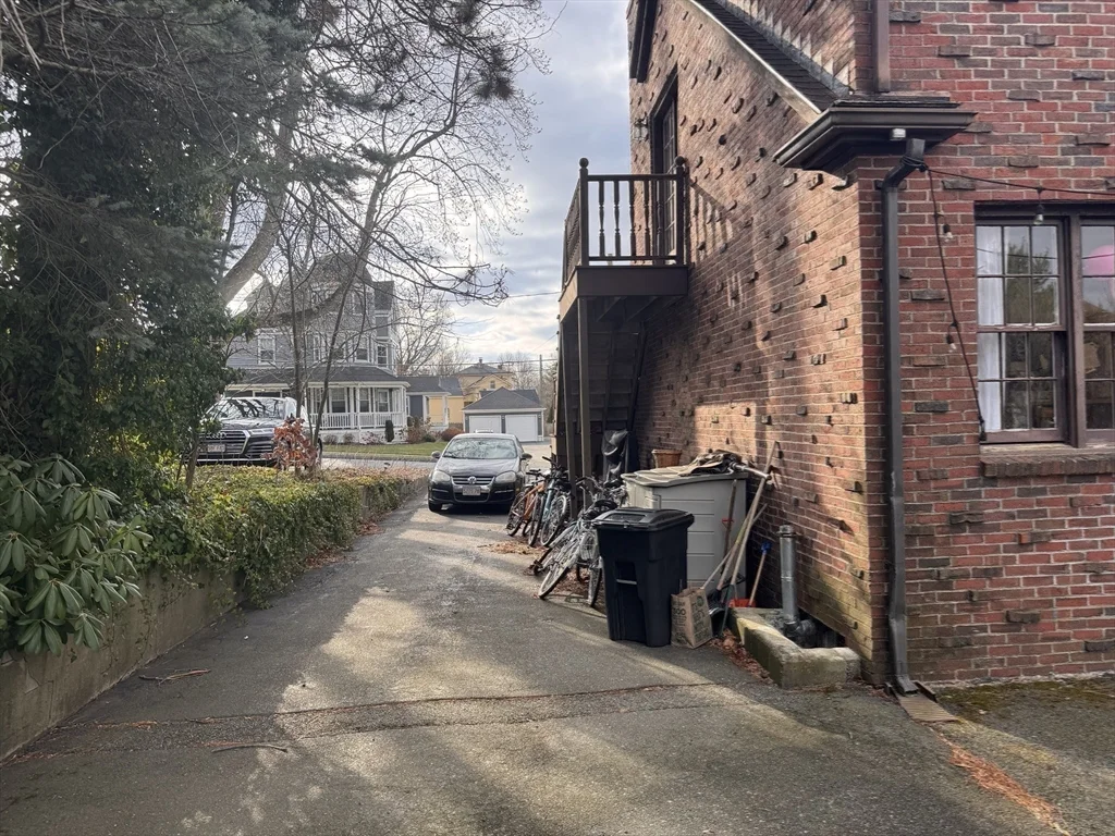 10-12 Webster St, Winchester