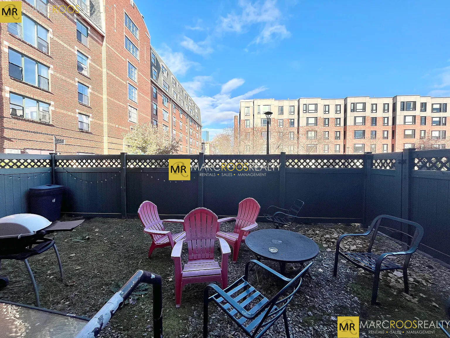 3 Douglass Park, Roxbury