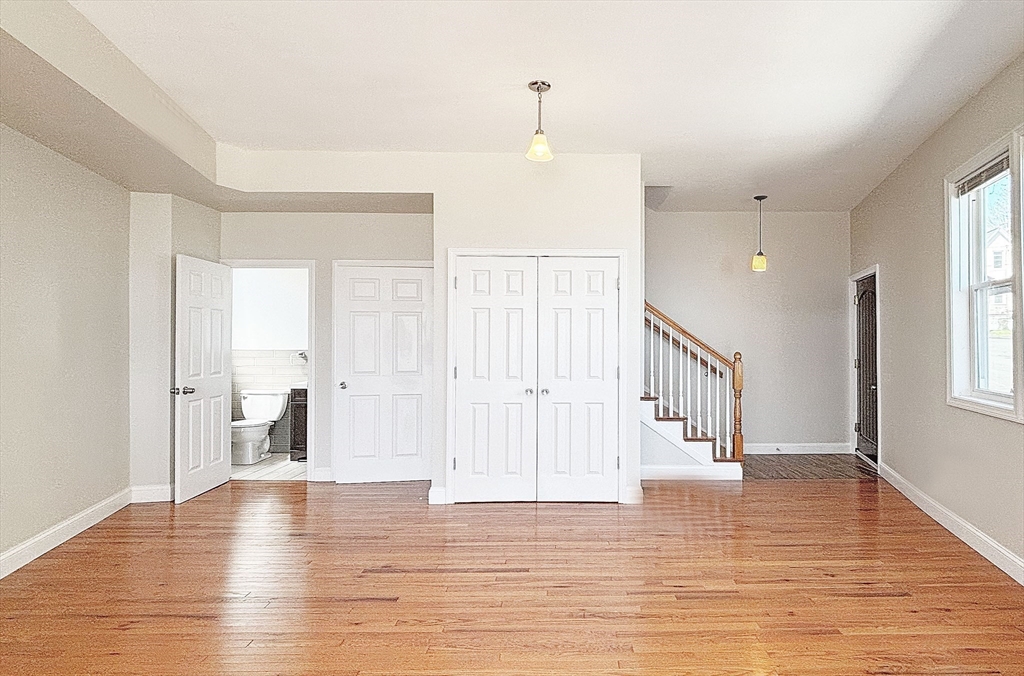 1043 Winthrop Ave, Revere