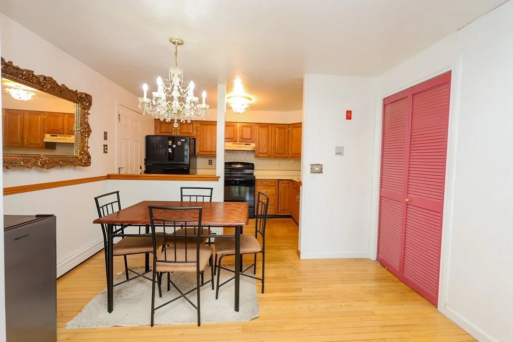 610 S Franklin St, Holbrook