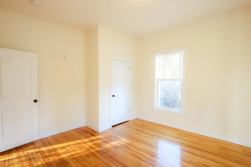 29-33 Highland Ave, Fitchburg