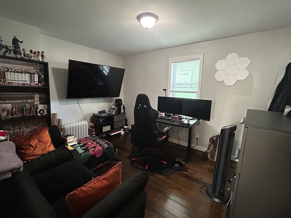 26 Tapley Ave, Revere