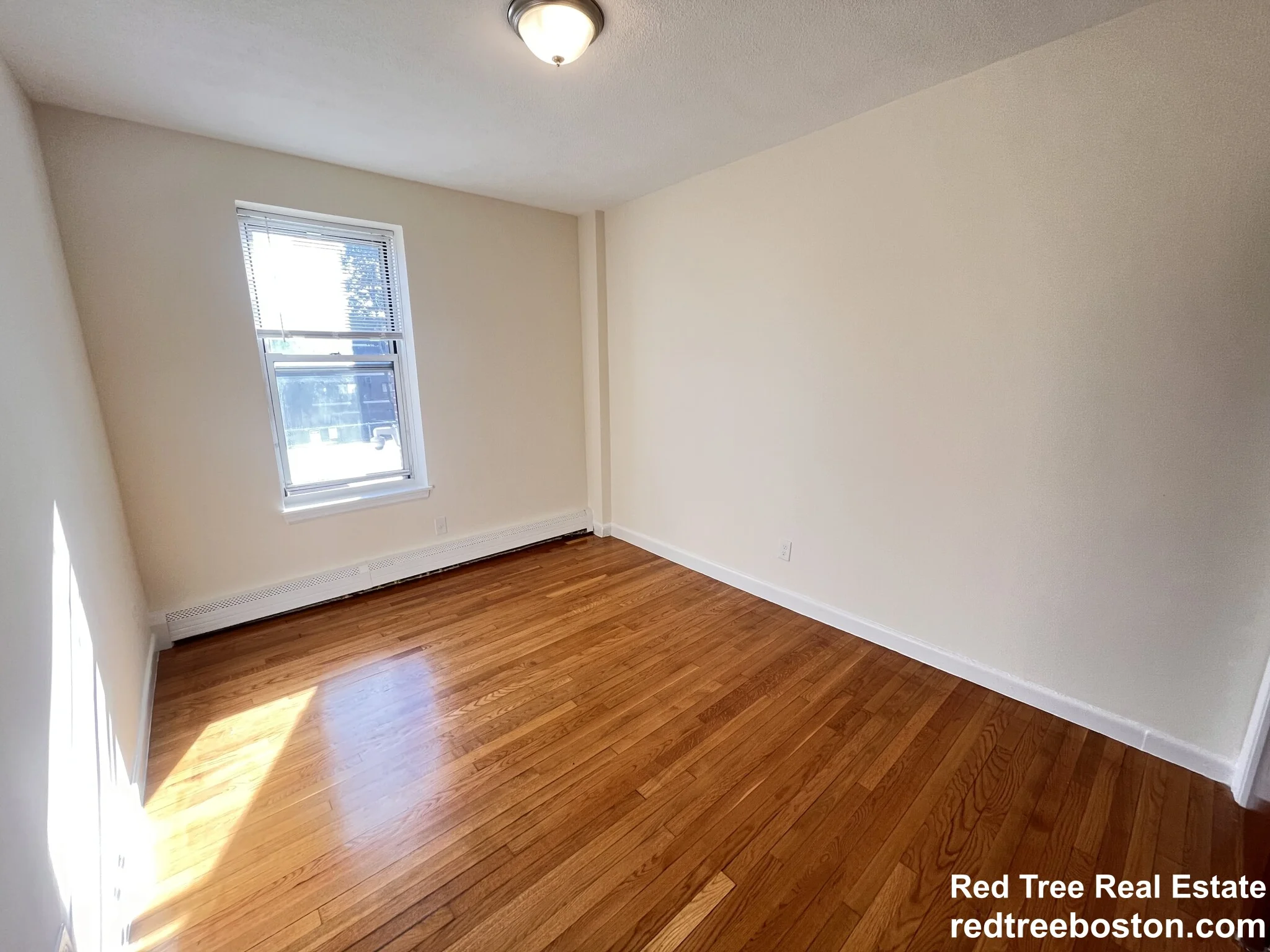 172 North Beacon St, Brighton