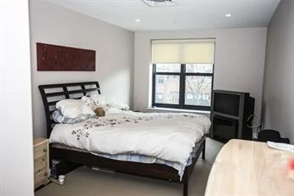 303 Columbus Ave, Back Bay