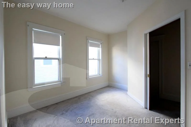 92 Rogers Ave, Ball Square