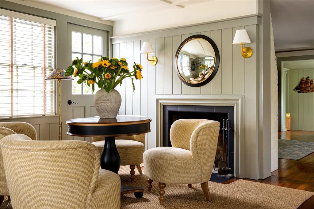 77 Sparks Ave, Nantucket