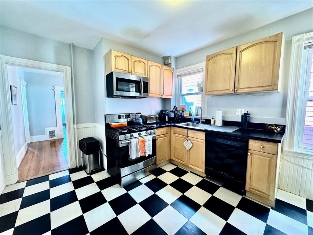 14 Dawes St, Dorchester