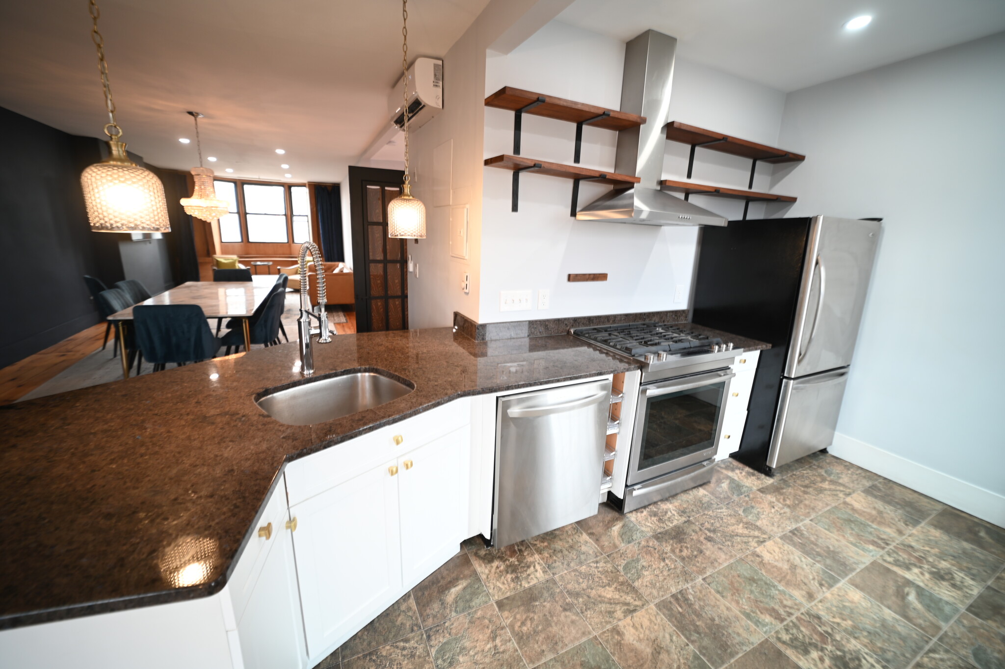 482 Columbus Ave, South End