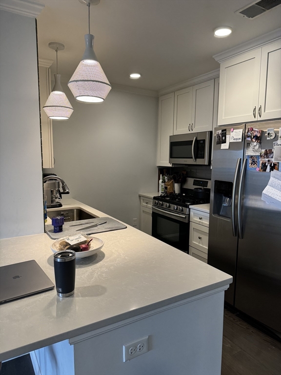 728 East Broadway, South Boston