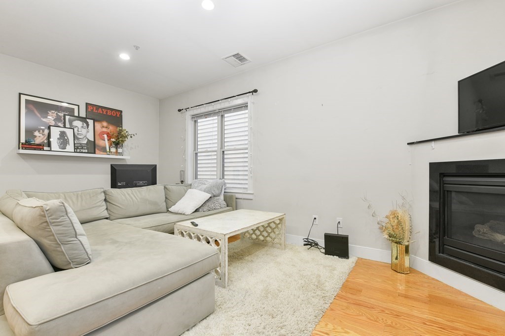 327 W Broadway, South Boston