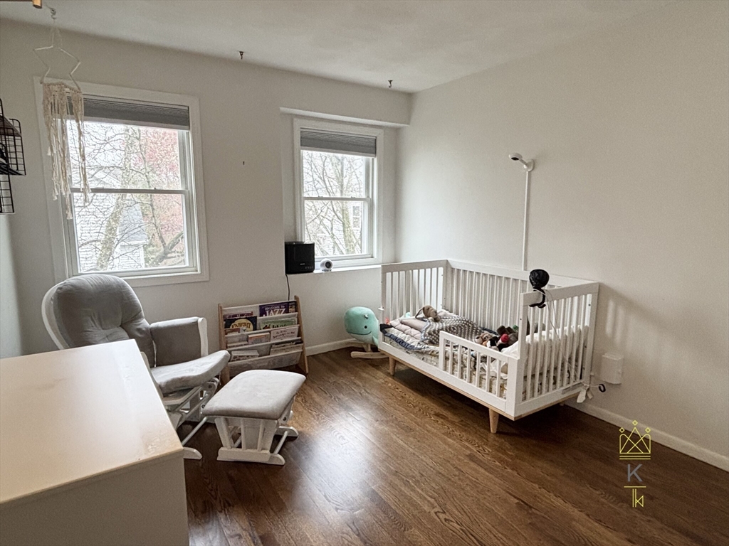 29 Harrison St, Roslindale