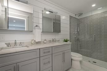 150 Athens, South Boston