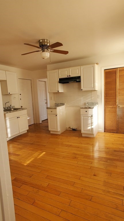 3 bed, 1 bath apartment for rent at 155 Centre Unit 3, Roxbury — photo 1 of 18
