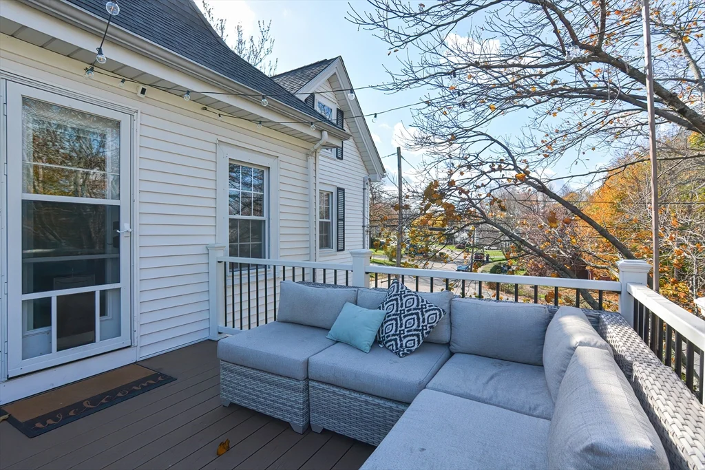 204 Front, Weymouth