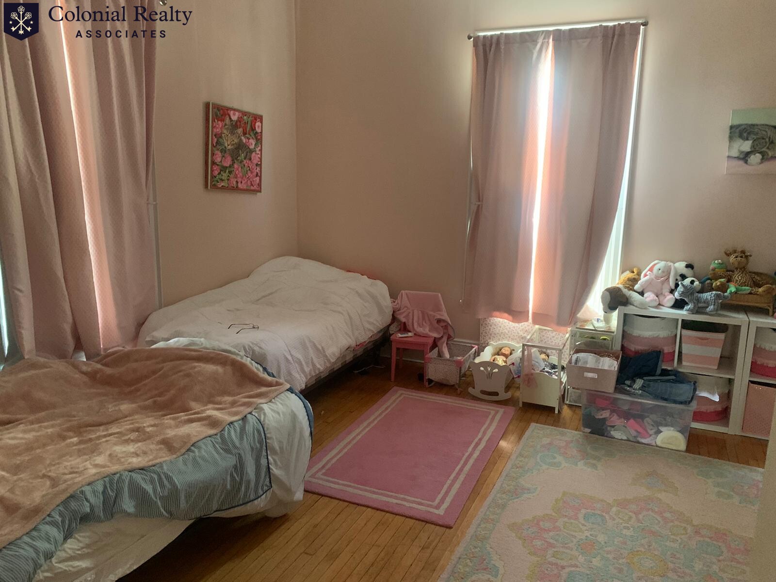 97 Walker Rd, Newtonville