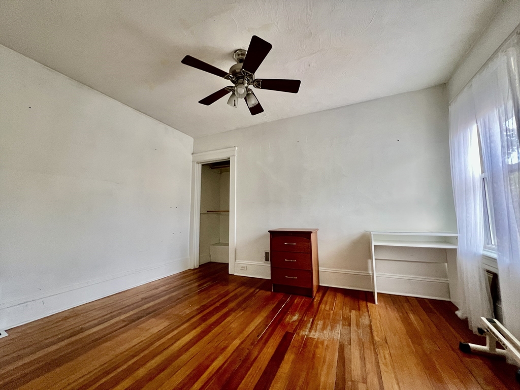 15 Baltic St, Attleboro