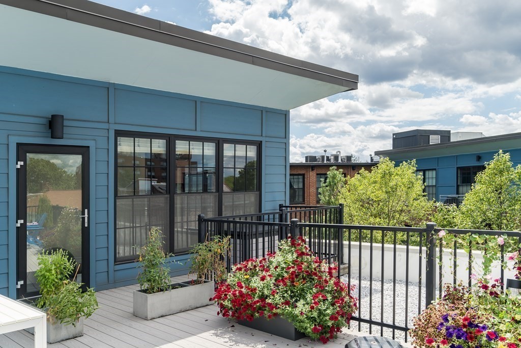 944 Dorchester, Dorchester