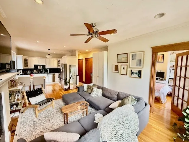 13 Worcester Sq, South End