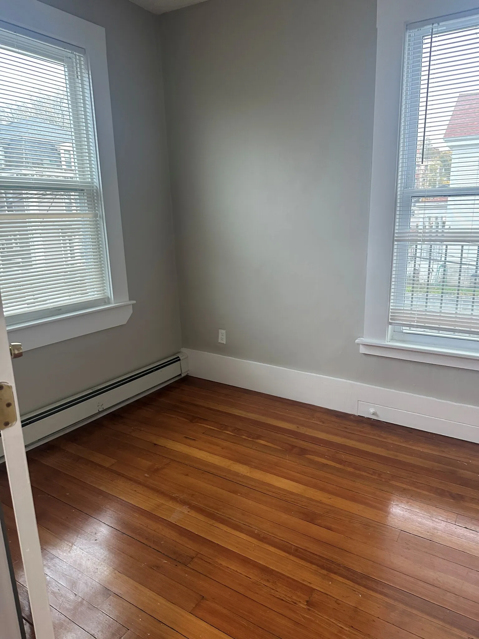 7 Greenville St, Roxbury