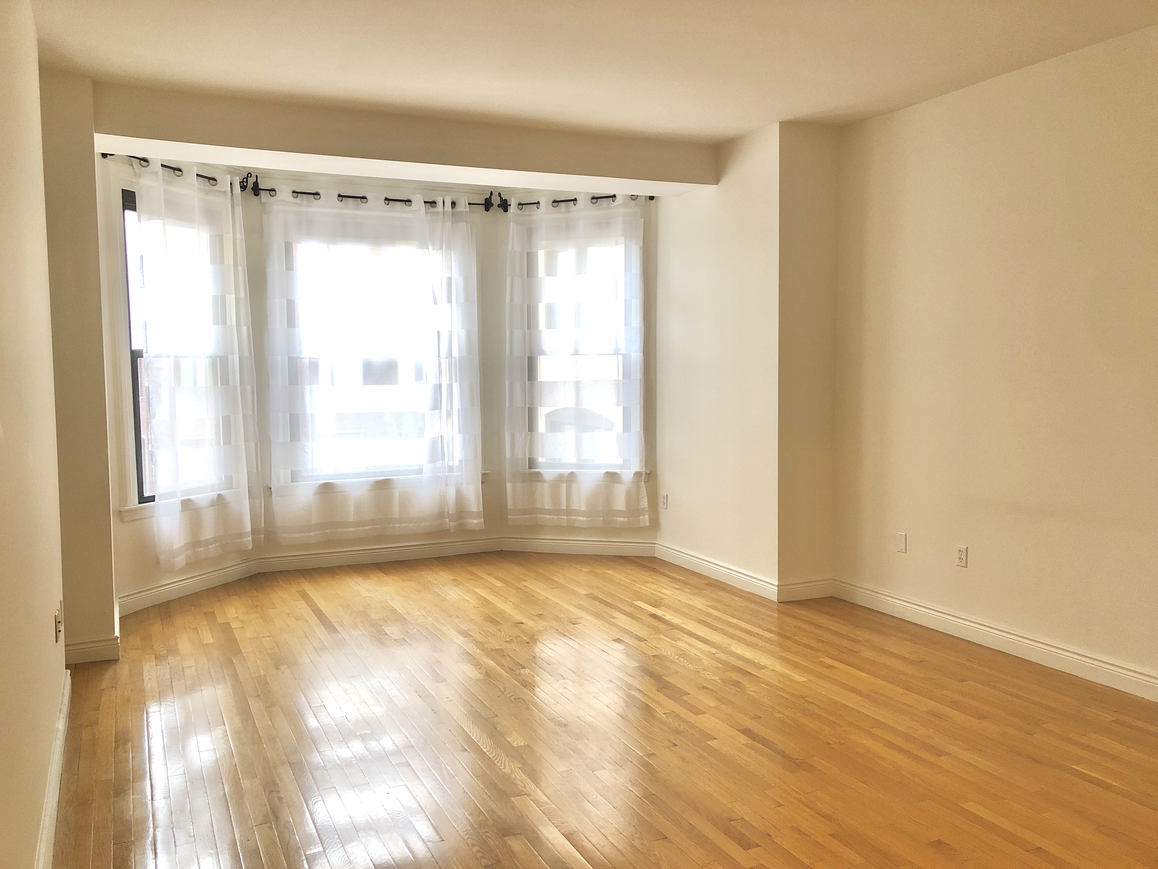 4 Charlesgate East, Back Bay