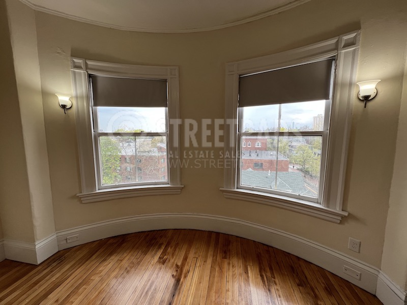 2 Ware St, Mid-Cambridge