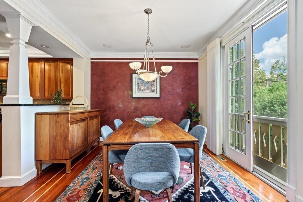 76 Putnam Ave, Cambridge