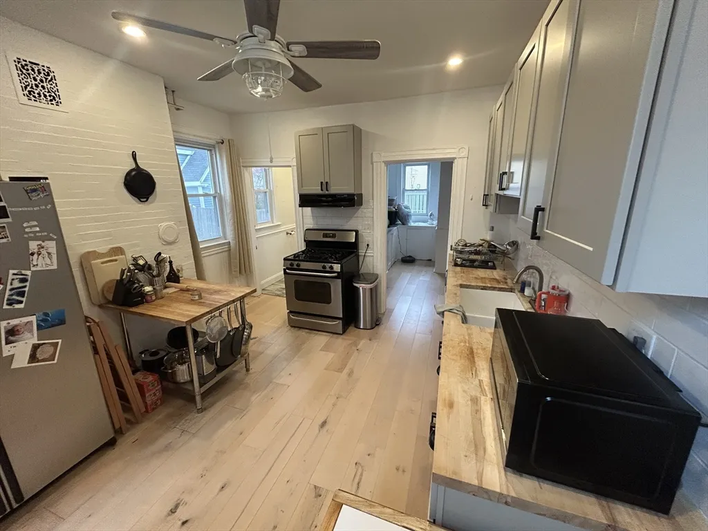 50 Dartmouth St, Winter Hill