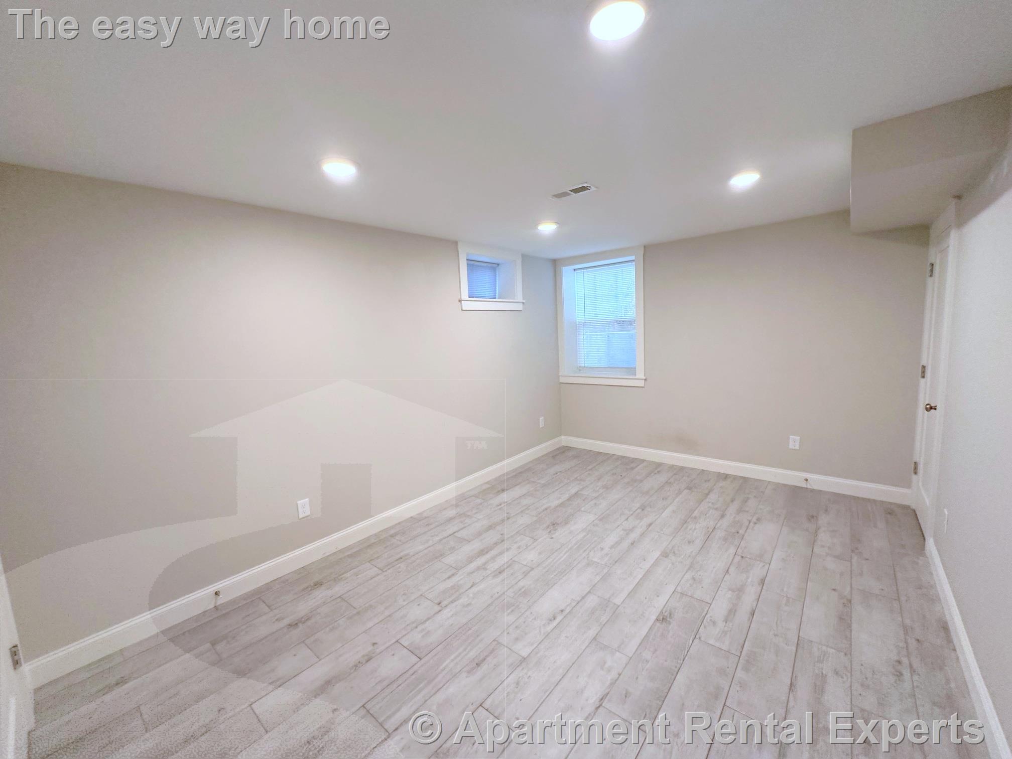 58 Bromfield Rd, Tufts