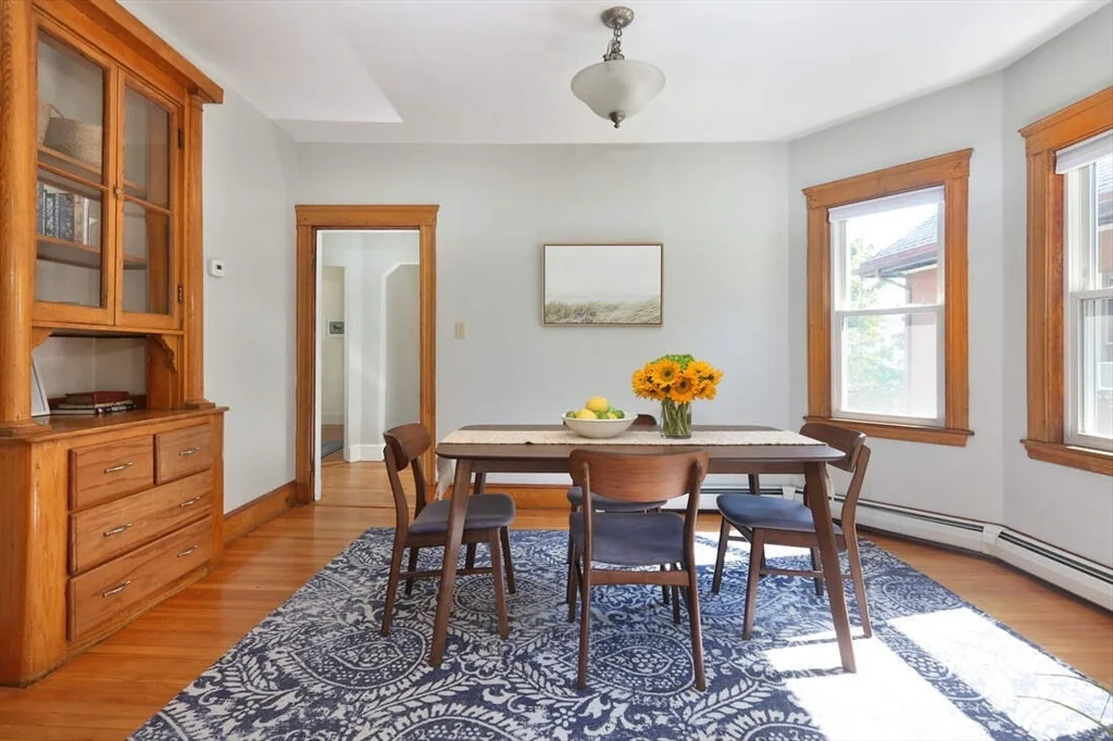 5 Benton Rd, Tufts University