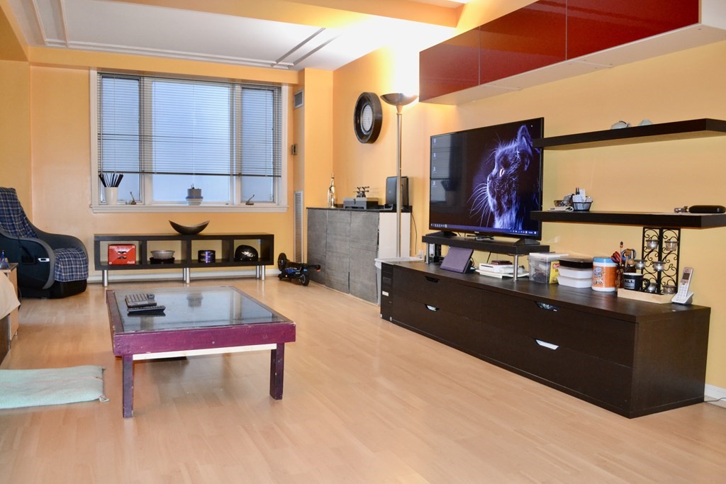 10 Rogers St, East Cambridge