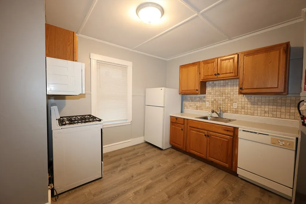 23 Des Moines Rd, Quincy