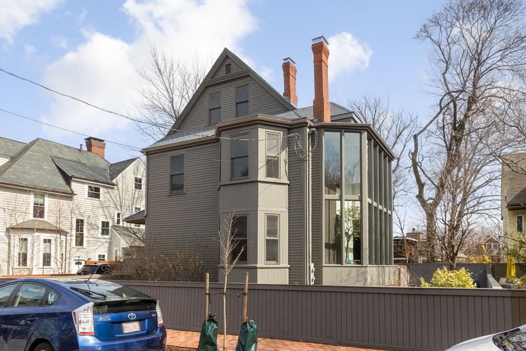 176 Hancock, Mid Cambridge