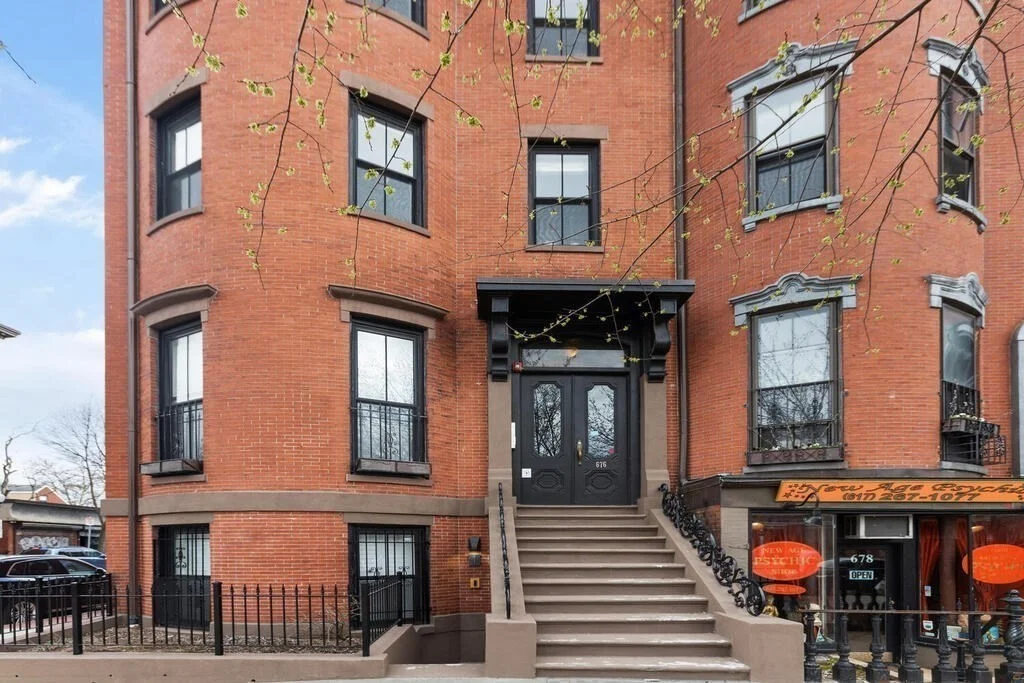 676 Tremont St, South End