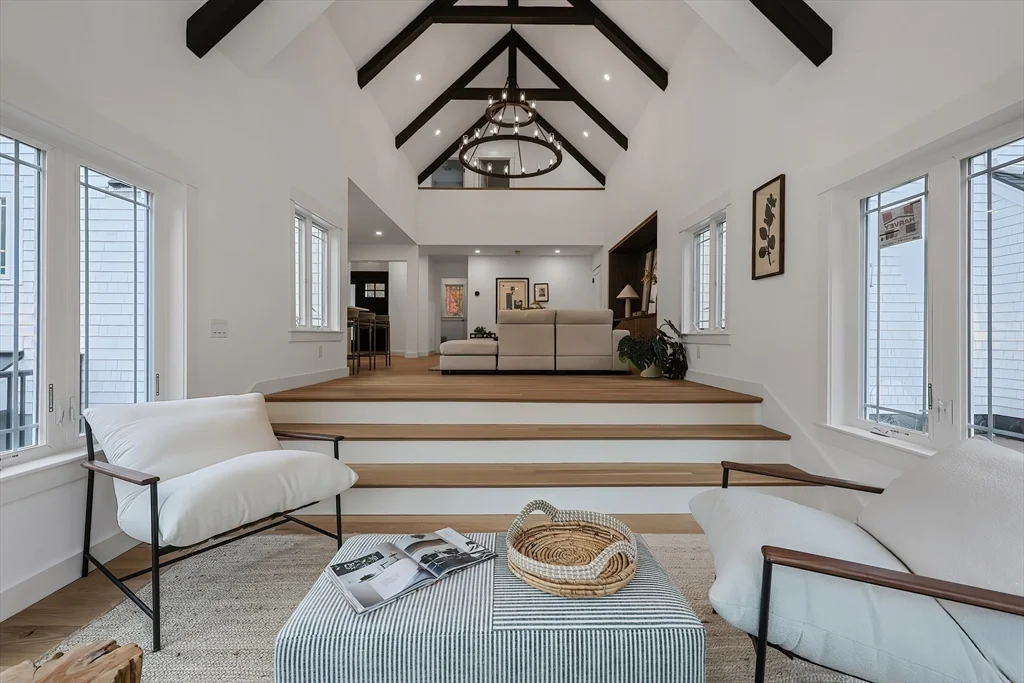 54 Spywood Rd, Sherborn