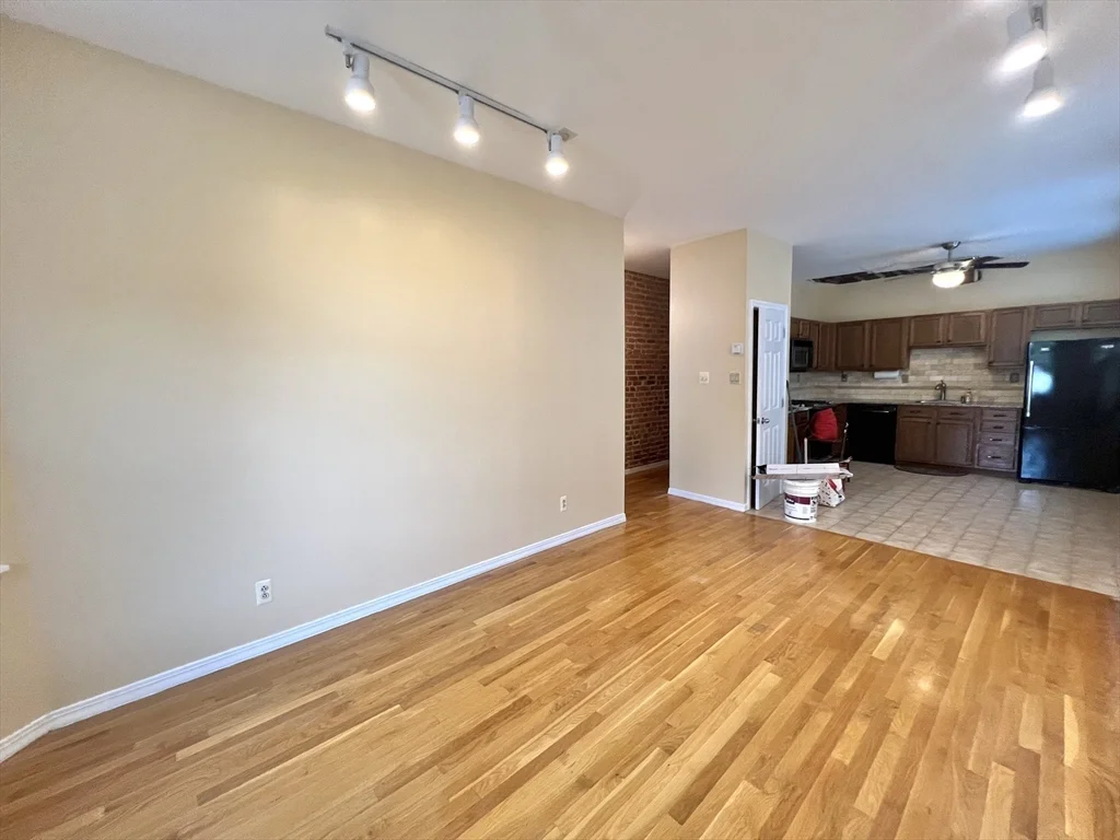 15 Ralph Piteri Ter, Watertown