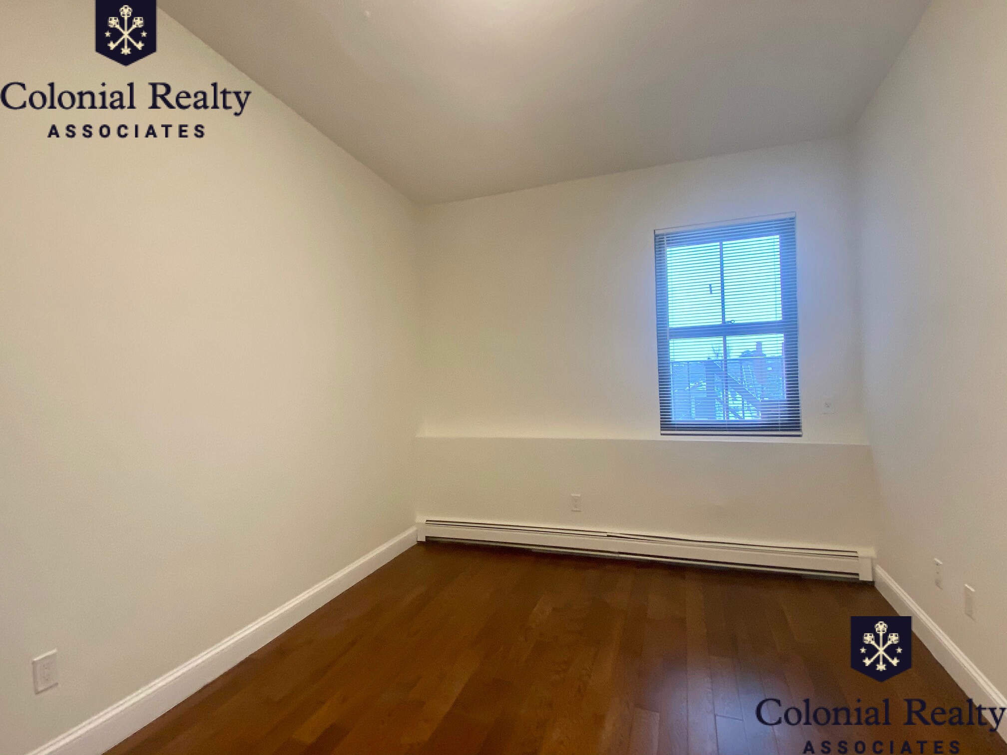 523 Massachusetts Ave, South End