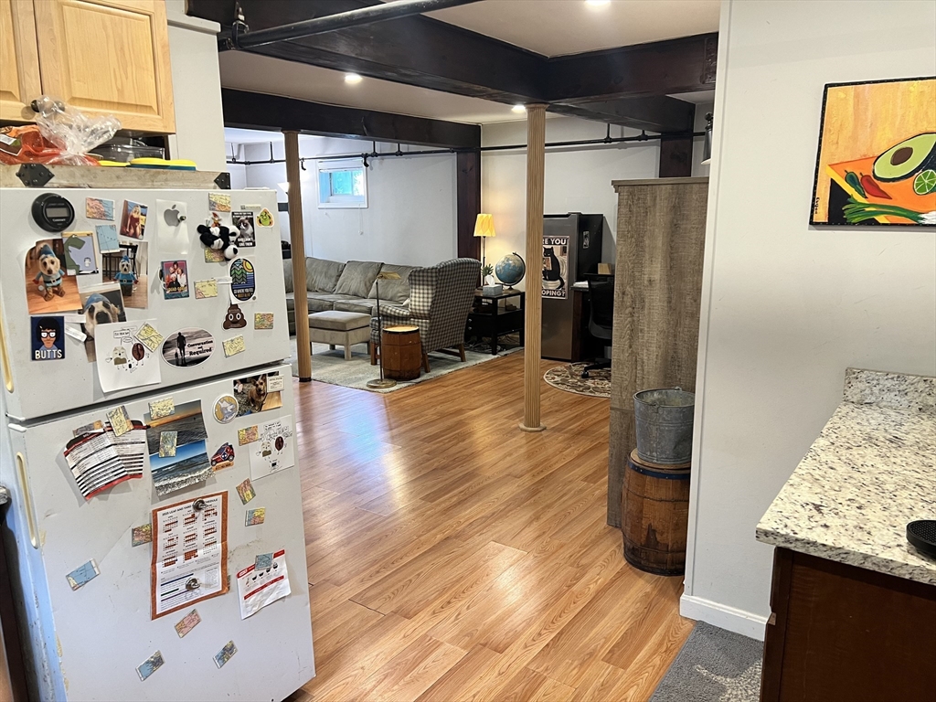 3 Allen Rd, Oak Square