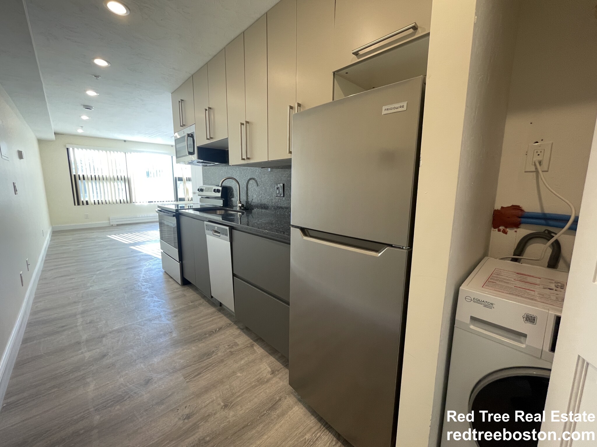 1028 Commonwealth Ave, Boston