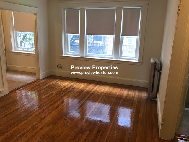 88 Washington St, Brighton