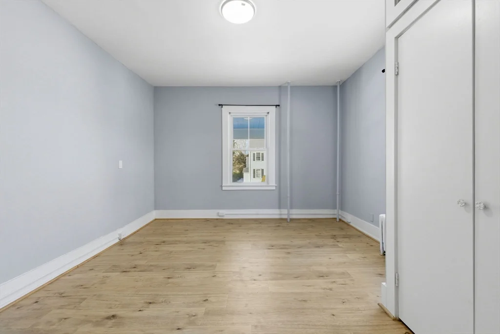 48 Walker St, Falmouth (village)