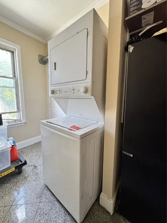 47 Dalrymple St, Jamaica Plain