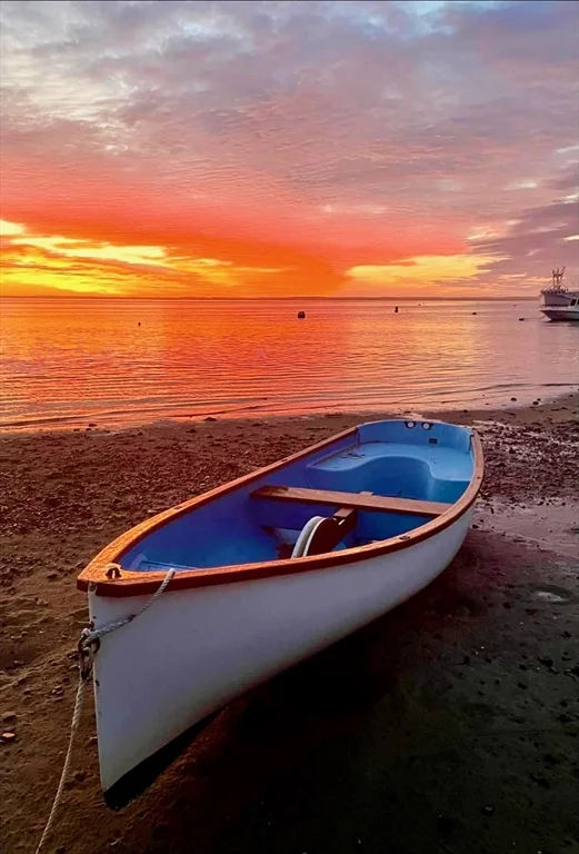 15 Myrtle Dr, South Chatham