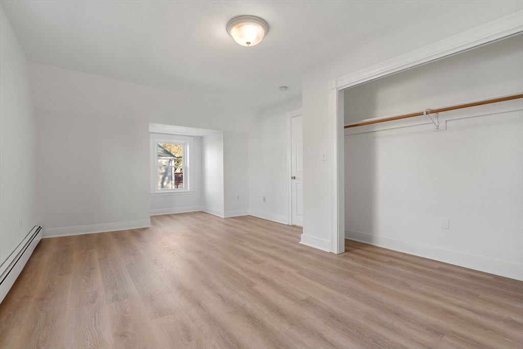 15 Bradbury St, Allston