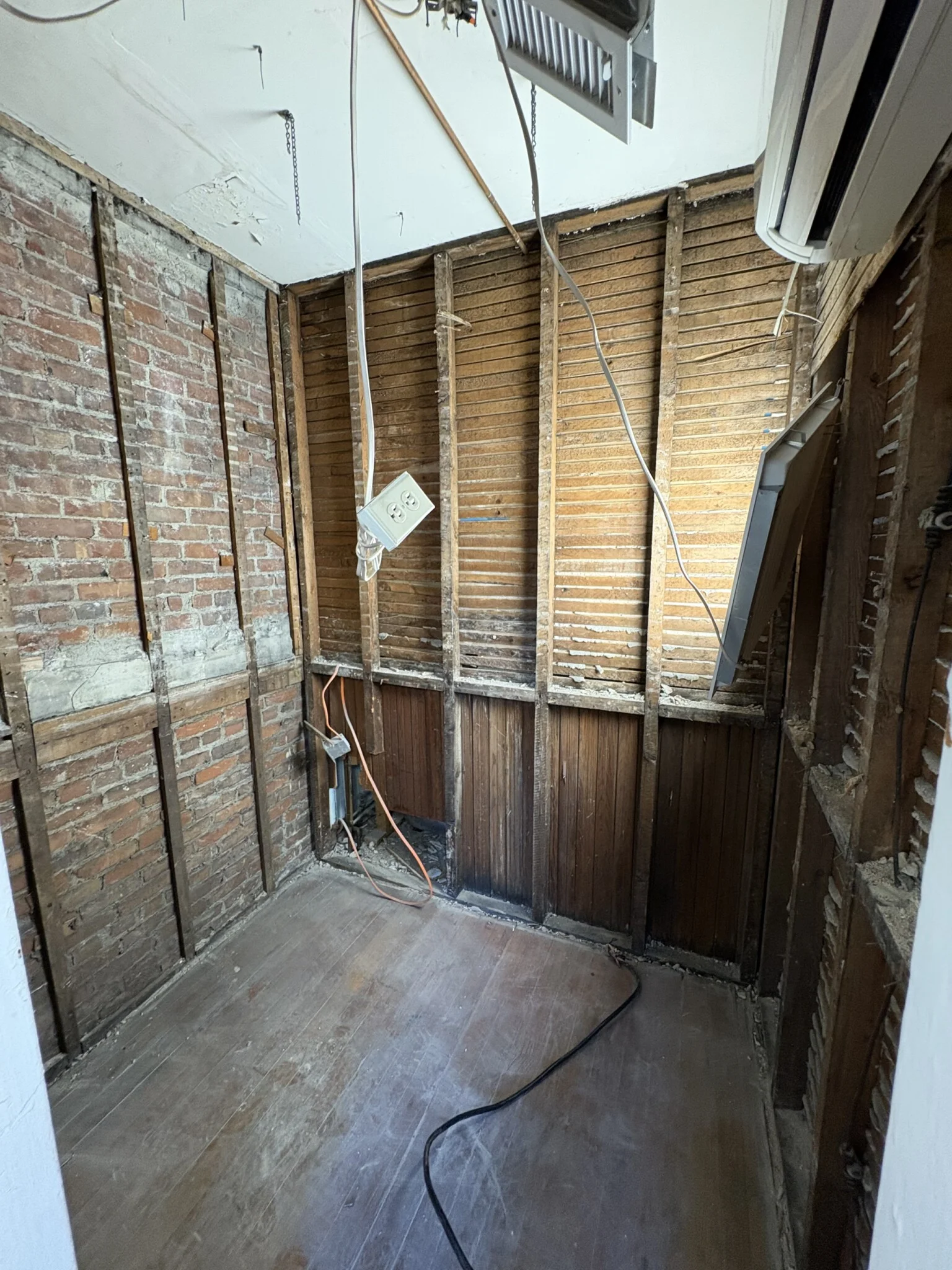 2020 Massachusetts Ave, North Cambridge