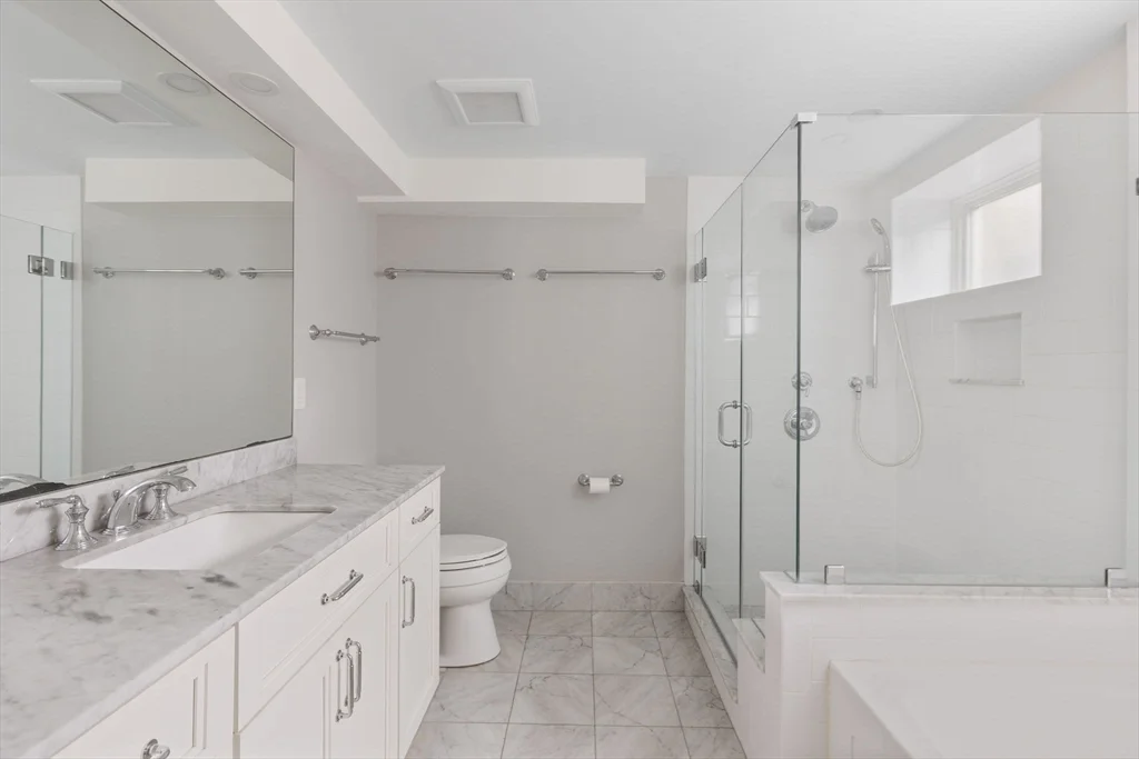 368 Concord Ave, West Cambridge